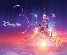 A gagner : 1 Séjour Disneyland + 10 cartes-cadeaux H&M de 100€