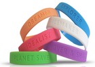 Bracelet caoutchouc gratuit à recevoir : WristBand 