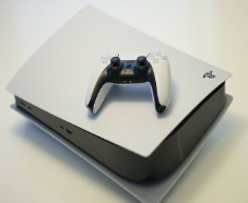 A remporter : 1 console Sony PS5 !