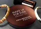 Make Up for Ever : 1 an de poudre bronzante + Essentiels de l’été à gagner !