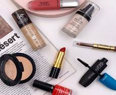 A gagner : 10 gammes maquillage REVLON !