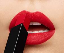 A remporter : 20 rouges à lèvres Yves Saint Laurent 