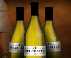 30 bouteilles de vin Neuchâtel Non filtré offertes