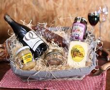 24 cadeaux AOP offerts : bouteilles de vins, goodies et produits gourmands